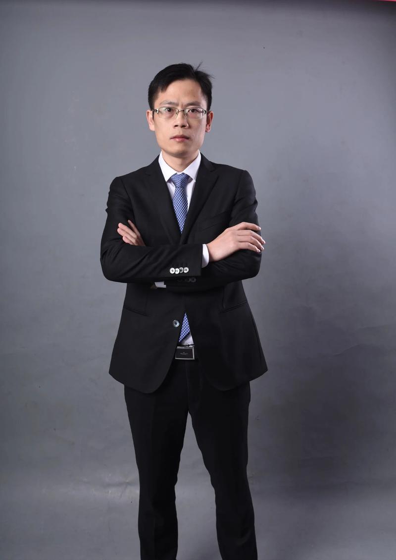 谢珊宪创始人 & 执行董事